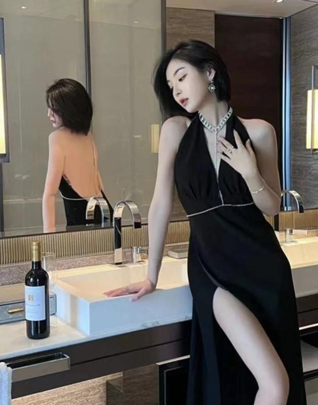 特色连衣裙，洋气高贵两不误
